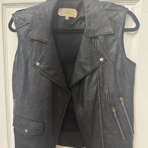 Georgie Black Women's Vest size small.